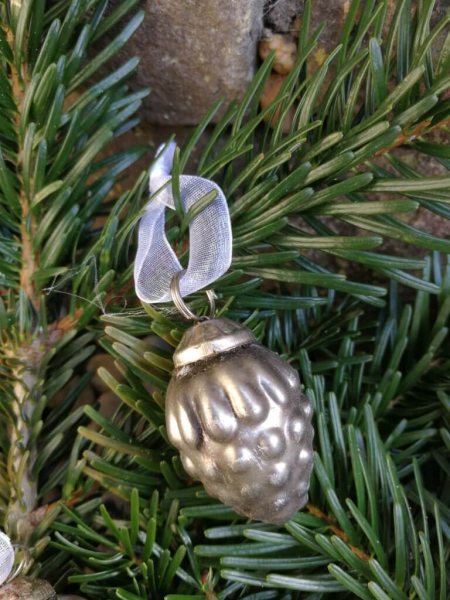 Christbaumkugel Zapfen mini, grau