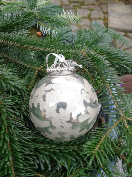 Christbaumkugel Dalmassi, Variante B, Ranke gekreuzt