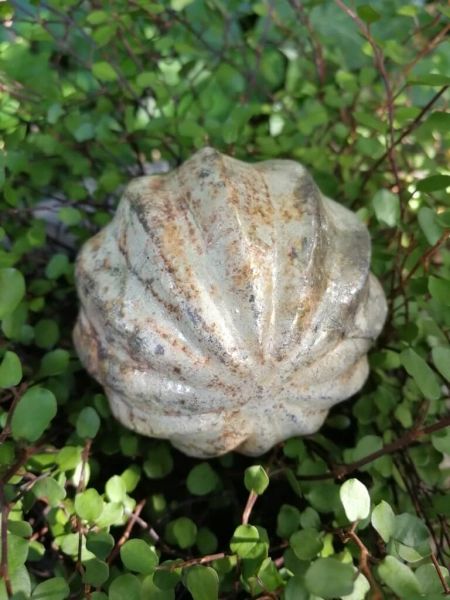 Christbaumkugel Melone, antik weiß