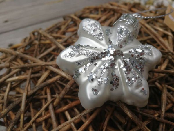 Christbaumkugel Schneeflocke Zilia 6-zackig, silber