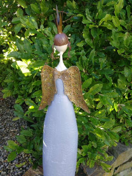 Dekoengel Eloa mit Goldherz