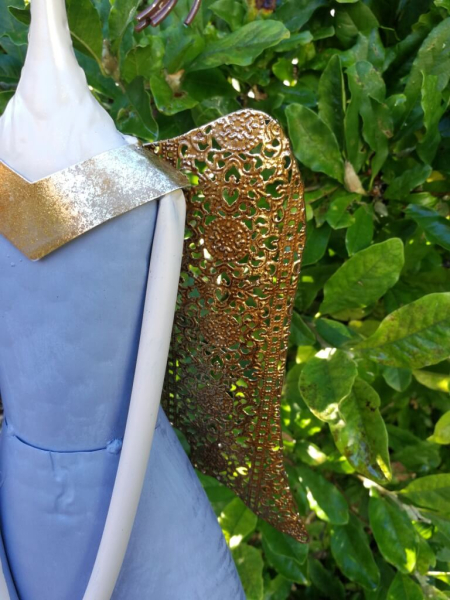 Dekoengel Eloa mit Goldherz