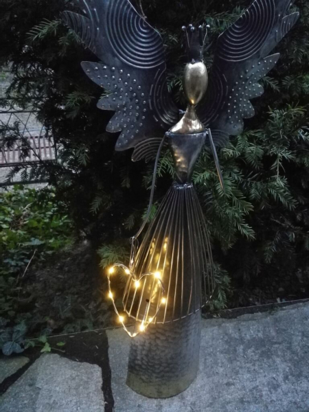 LED Dekoengel Jibril mit Herz