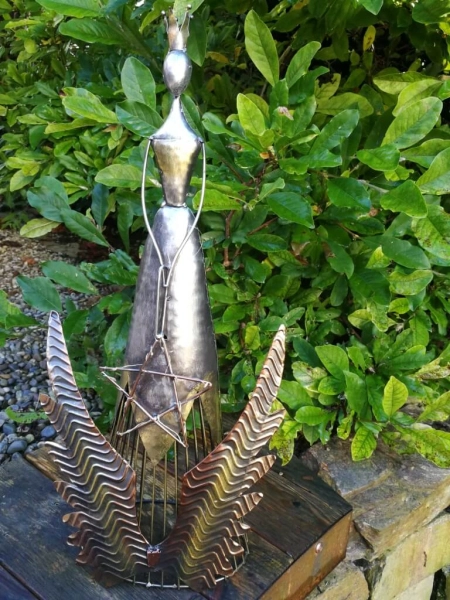 LED Dekoengel Kasdeya mit Stern