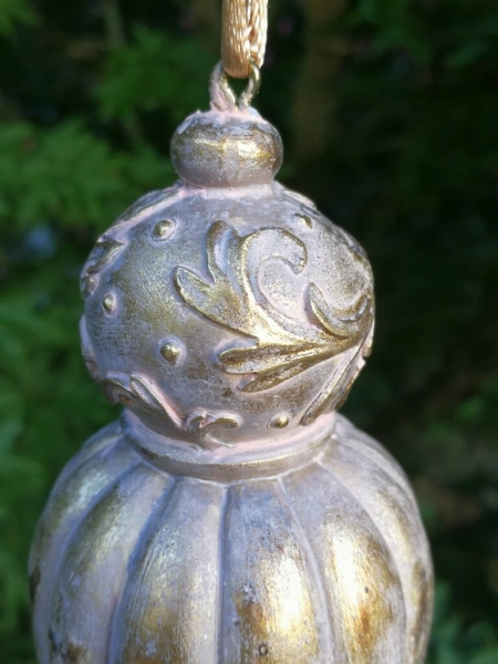Ornament-Kegel Belvedere, Ranke unten