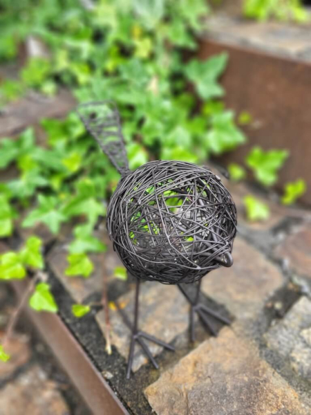 Drahtvogel Amira, schwarz