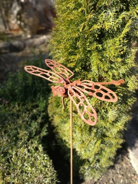 Edelrost Gartenstecker Libelle 3D, klein