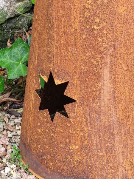 Edelrost Baum rund mit Mond und Sterne
