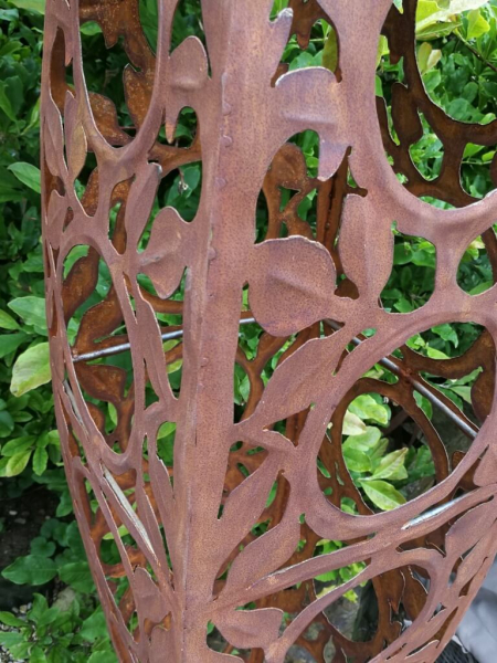 Edelrost Skulptur Blätterzapfen, 165 cm