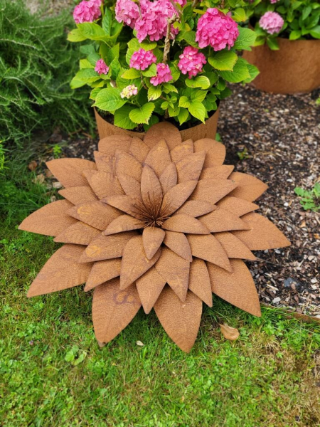 Edelrost Blume Aruna, groß