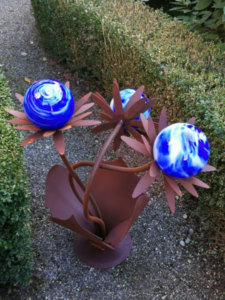 Edelrost Glasblume Distel, blau