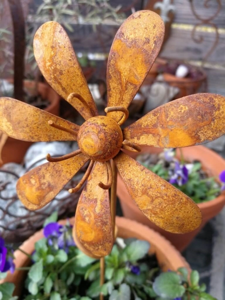 Edelrostoptik Blume Isabella, gedrehter Stab