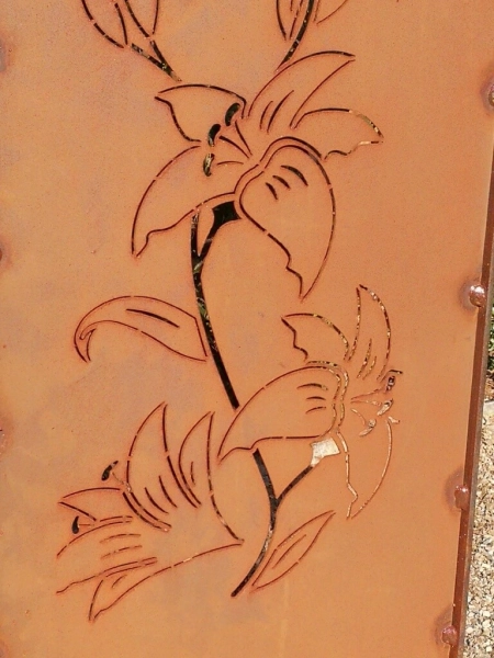 Edelrost Blumenständer Lilie