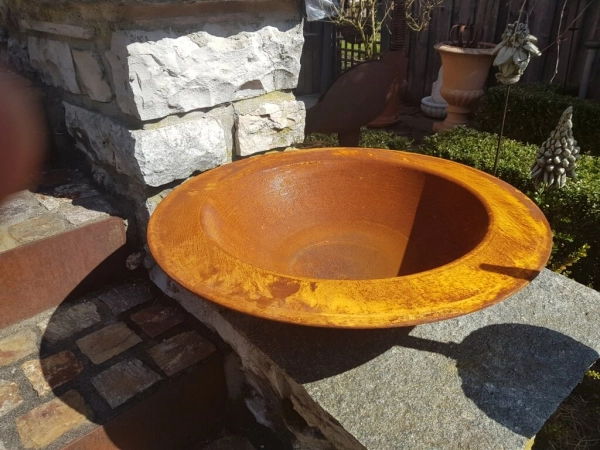 Edelrost Dekoschale mit Rand