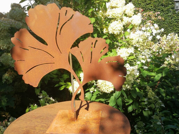 Edelrost Ginkgoblätter zum Stellen