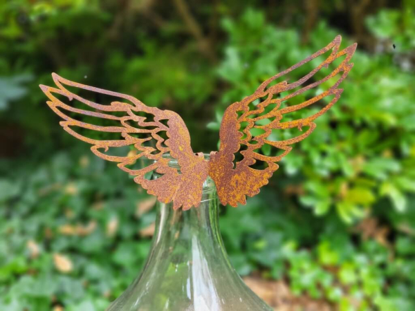 filigrane Edelrost Engelsflügel nach oben