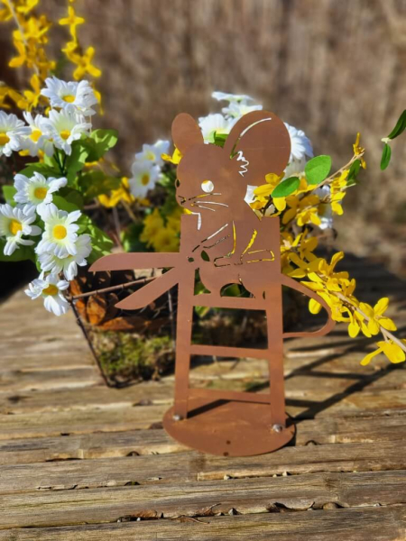 Edelrost Maus auf Leiter, zum Stellen