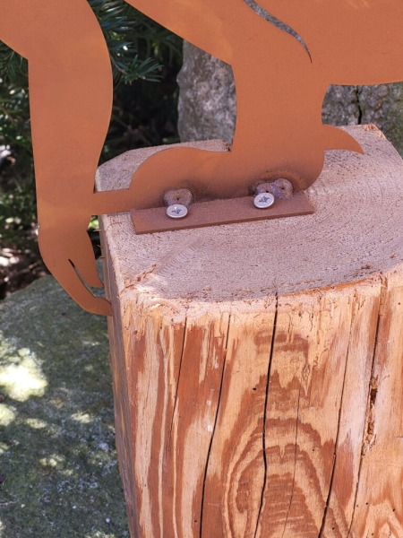 Edelrost Gargoyle auf Holzsockel