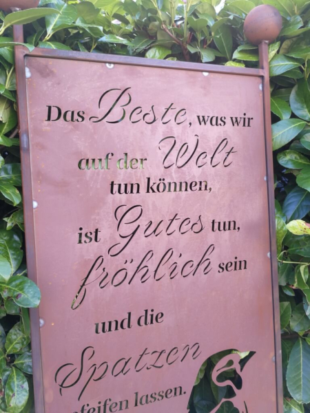 Edelrost Gartenschild Spatz