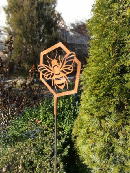 Edelrost Gartenstecker Biene in Waabe, von oben