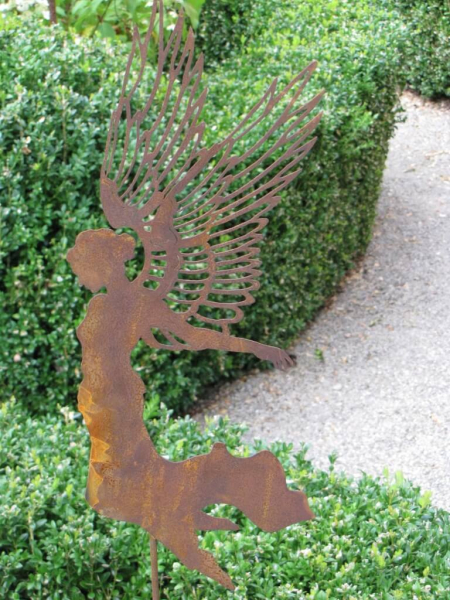 Edelrost Gartenstecker Engel Aurelie 55 cm