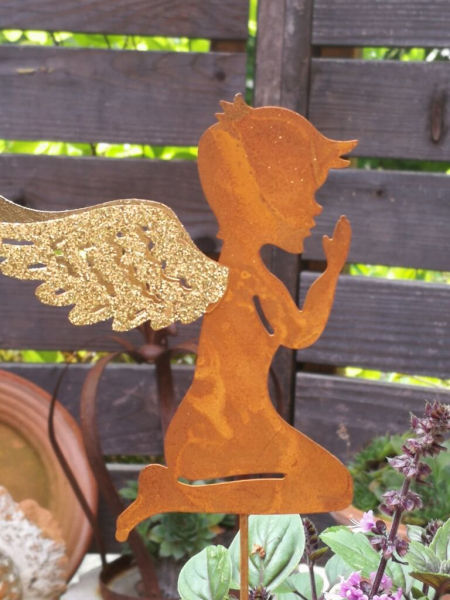 Gartenstecker Engel mit Goldglitzer