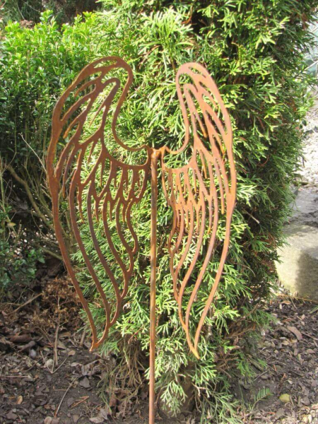 Edelrost Gartenstecker Engelsflügel filigran