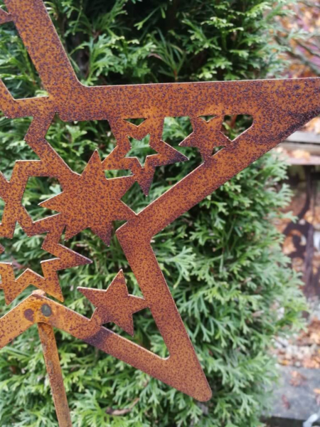 Edelrost Gartenstecker Sterne im Stern