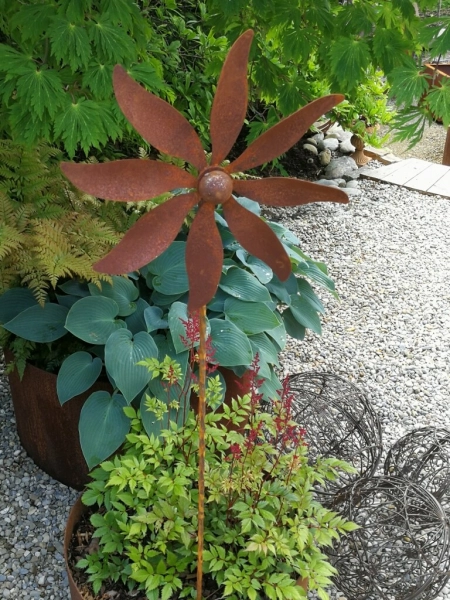 Edelrost Windrad Blume