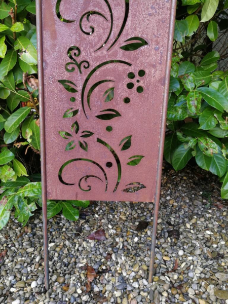 Edelrost Gartenstele Ranke Sonja