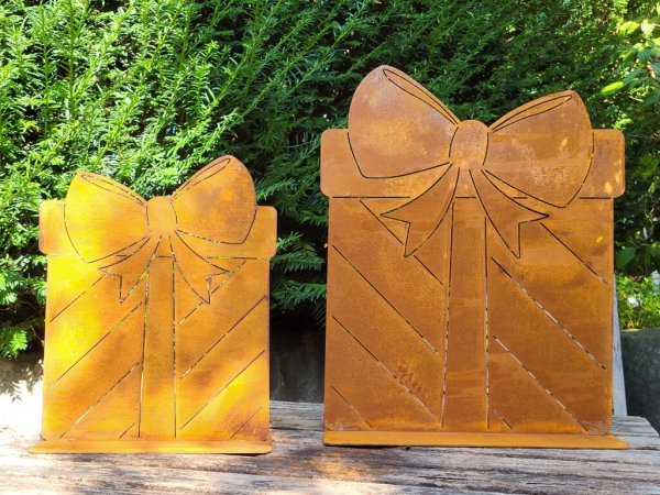 Edelrost Geschenk, Schleife geschlossen