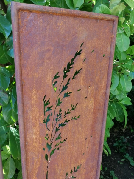 Edelrost Grasstele