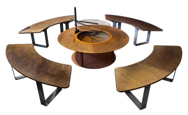 Feuerstelle Circle mit Grillrost und Sitzbänken