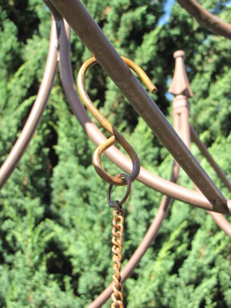 Hängekorb Decorata aus Metall mit Terracotta Topf - Angels Garden Dekoshop