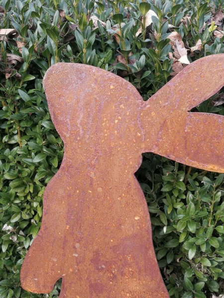 Edelrost Hase zum Stecken