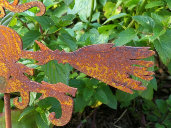Edelrost Gartenstecker Hexe jung, klein