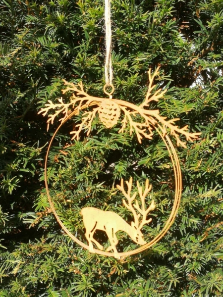 Dekohänger Hirsch Detlef im Ring, Kopf nach unten