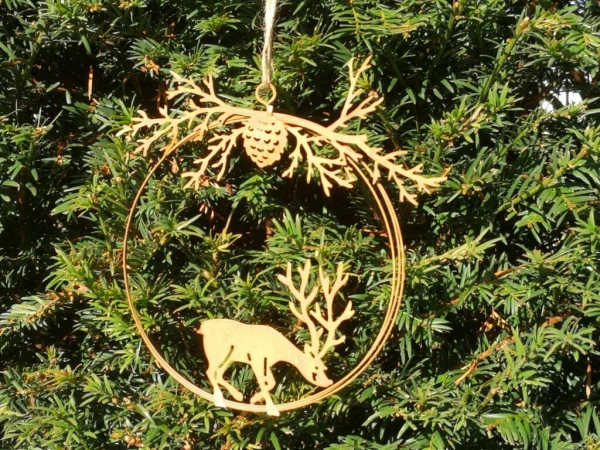 Dekohänger Hirsch Detlef im Ring, Kopf nach unten