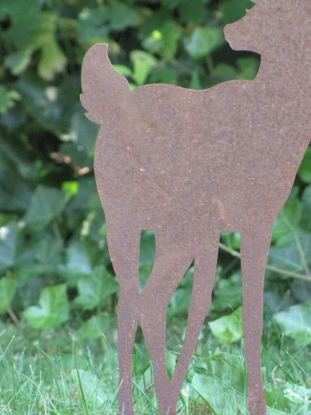 Edelrost Hirsch aufrecht stehend 38 cm