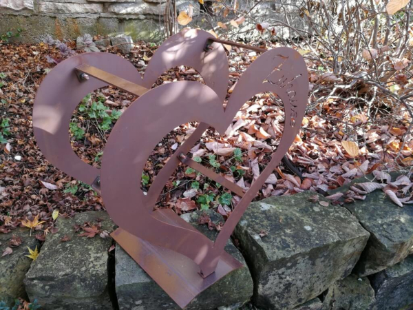 Edelrost Kaminholzregal Herz Zuhause