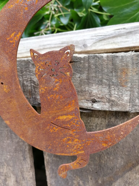 Edelrost Katze im Mond zum Schrauben