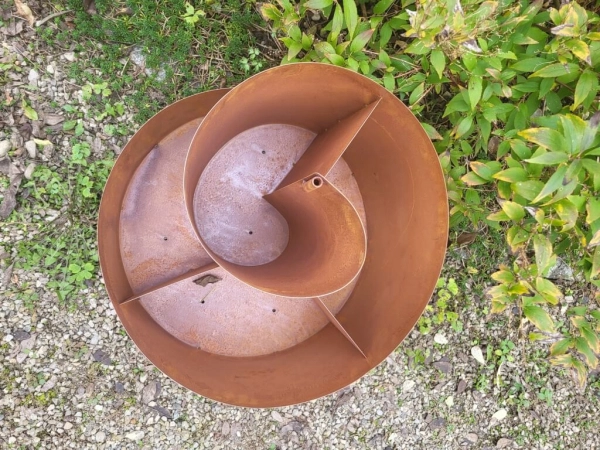 Edelrost Kräuterschnecke