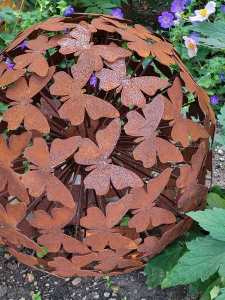 Edelrost Kugel Schmetterlinge, 50 cm