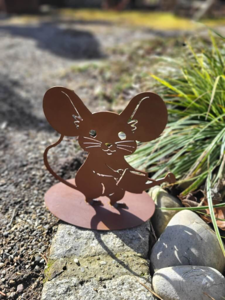 Edelrost Maus mit Gießkanne, zum Stellen