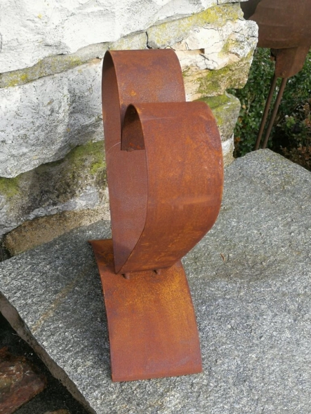 Edelrost Bandherz auf Platte