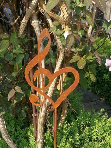 Edelrost Gartenstecker Notenherz, klein