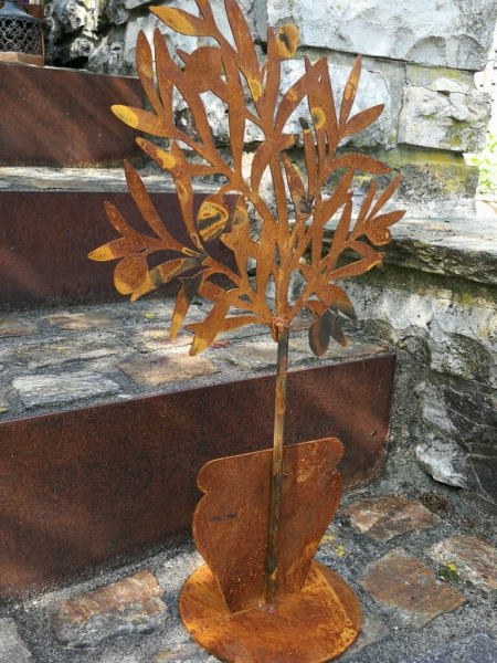 Edelrost Olivenbaum auf Platte, filigran - Angels Garden Dekoshop