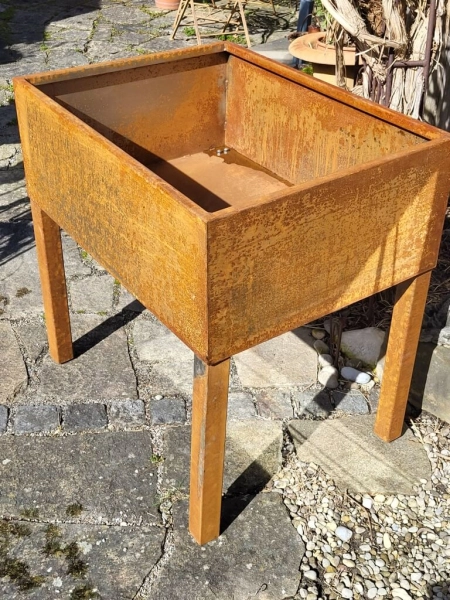 Edelrost Pflanzkasten Hochbeet, breit