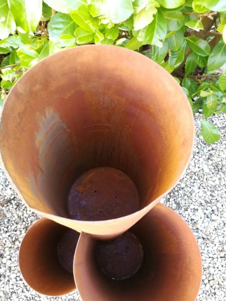 Edelrost Pflanzsäule 3 Rohre