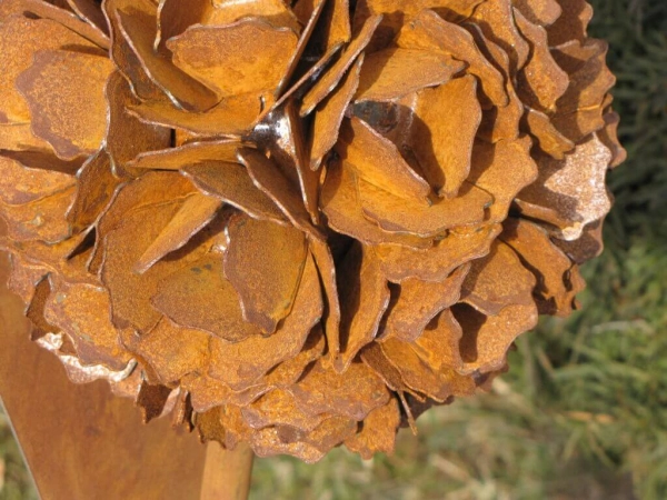 Edelrost Pusteblume auf Platte
